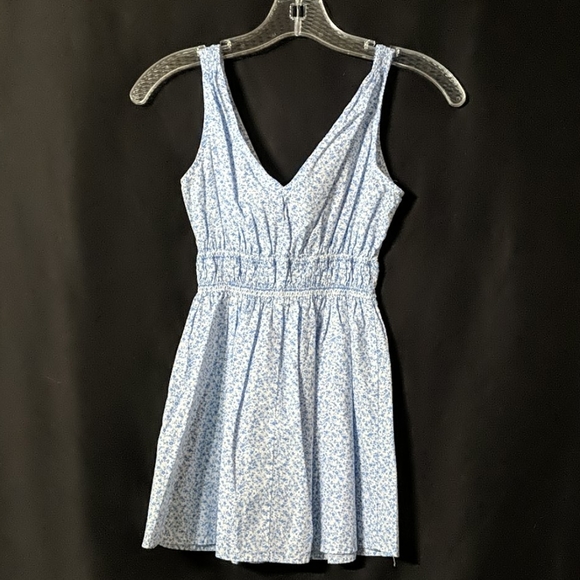 Tank - Picture 2 of 5